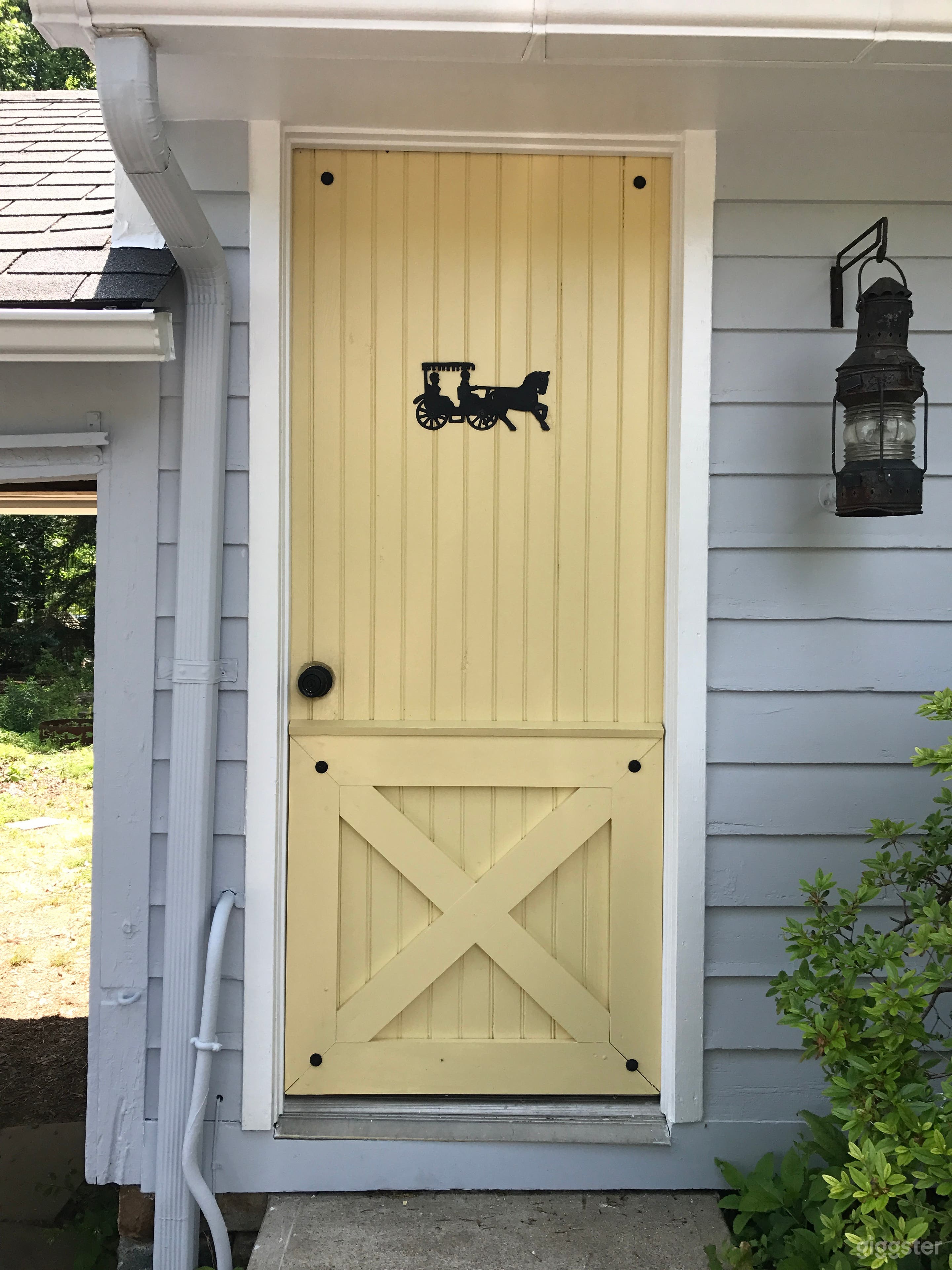2 Story Victorian Carriage House (1890) Photo 2