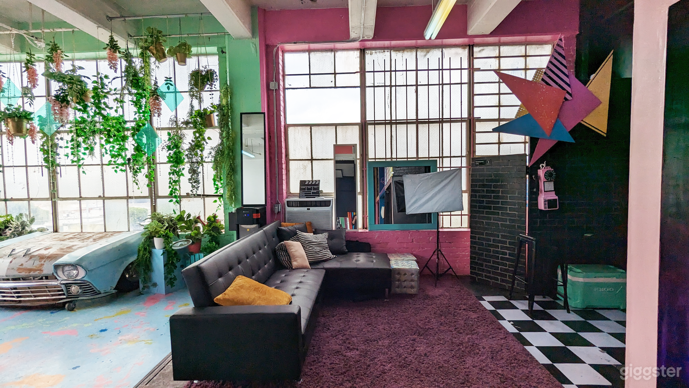 Bright Multi-Set Photo Studio + Events Venue | DTLA Photo 3