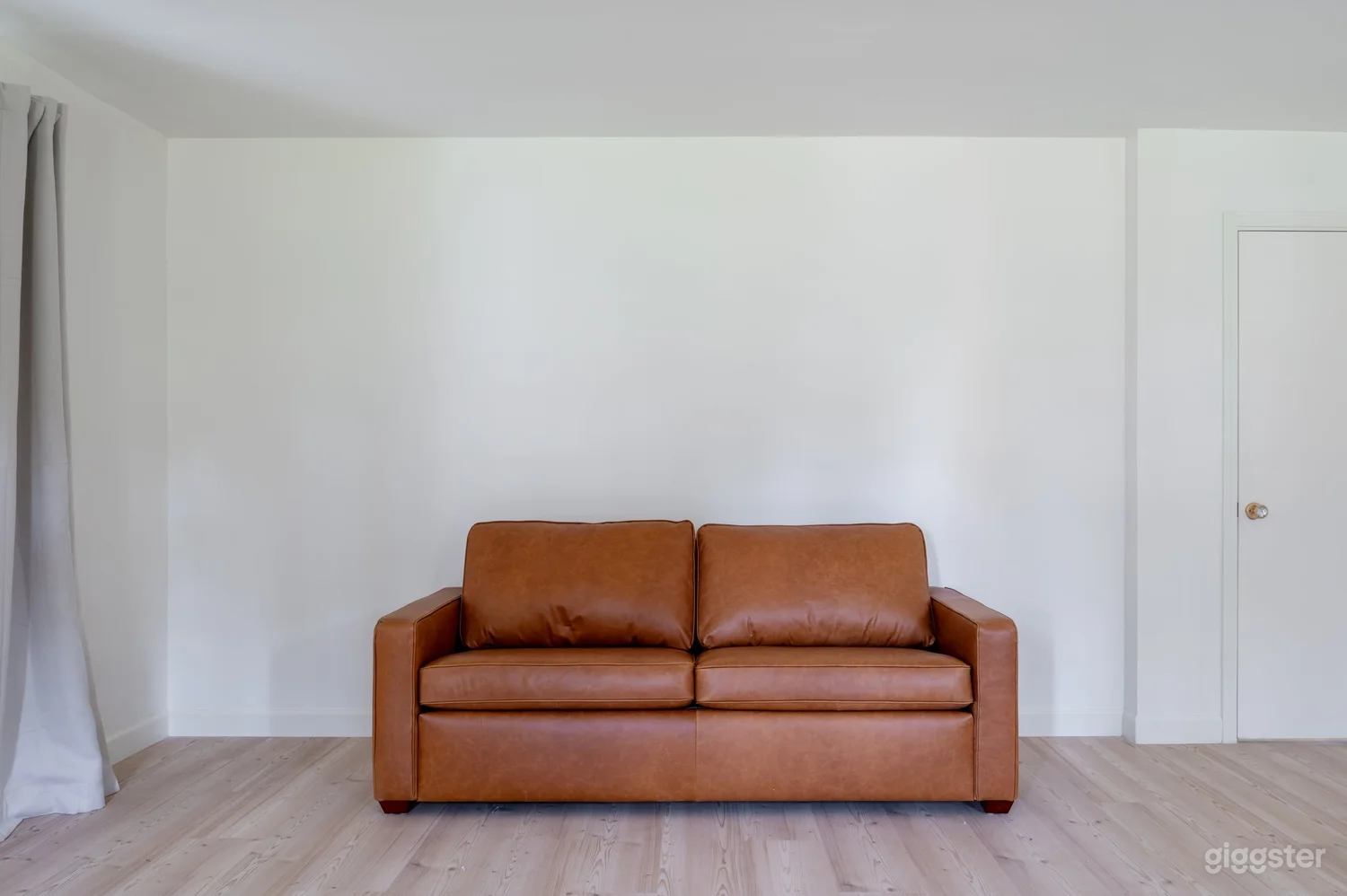 The Blank Space Photo 2