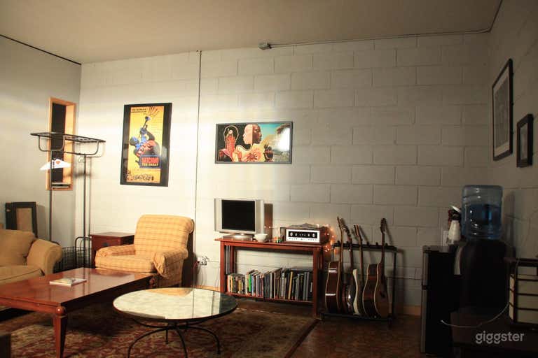  Hip & stylish recording studio 