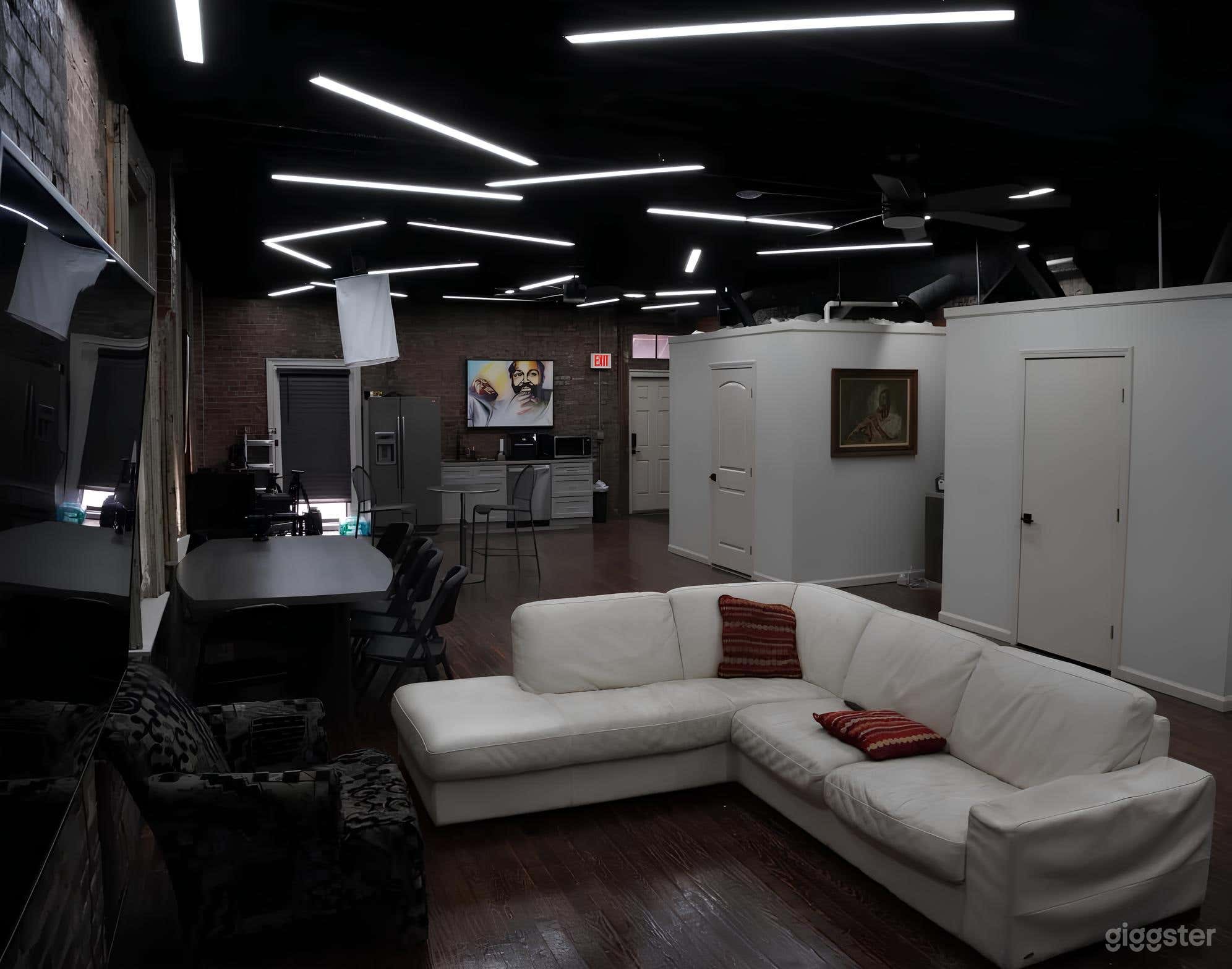 Uptown Loft Event Space with Rooftop  Photo 2