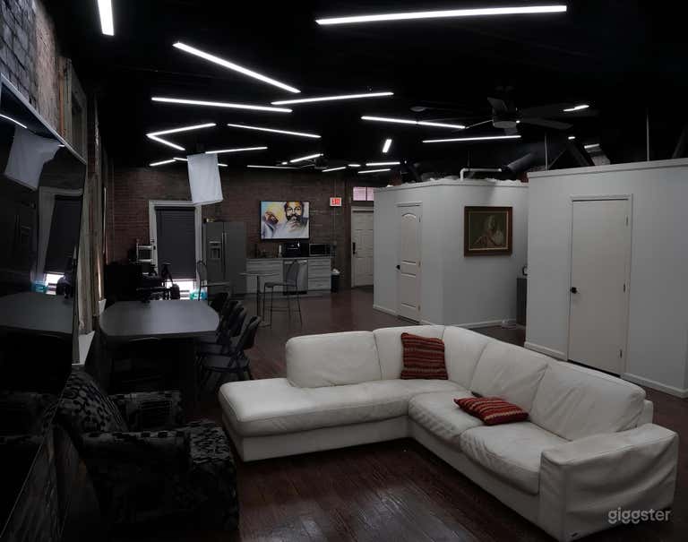  Uptown Loft Event Space with Rooftop  