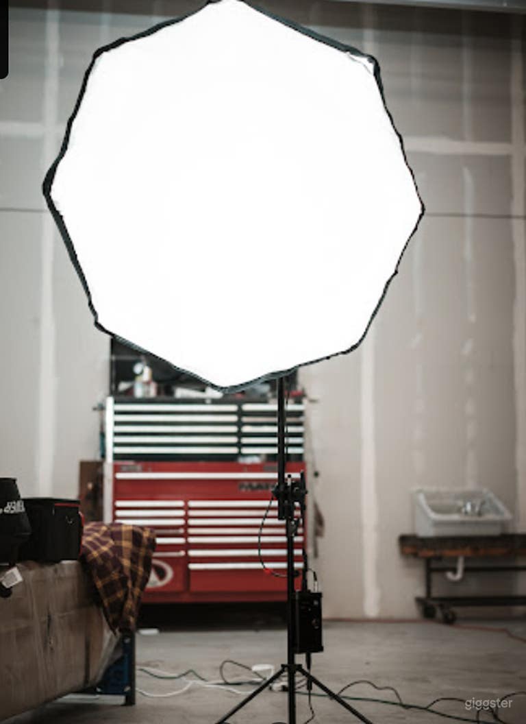  Studio 1 With 2-Sided Cyc Wall At 15’x15 