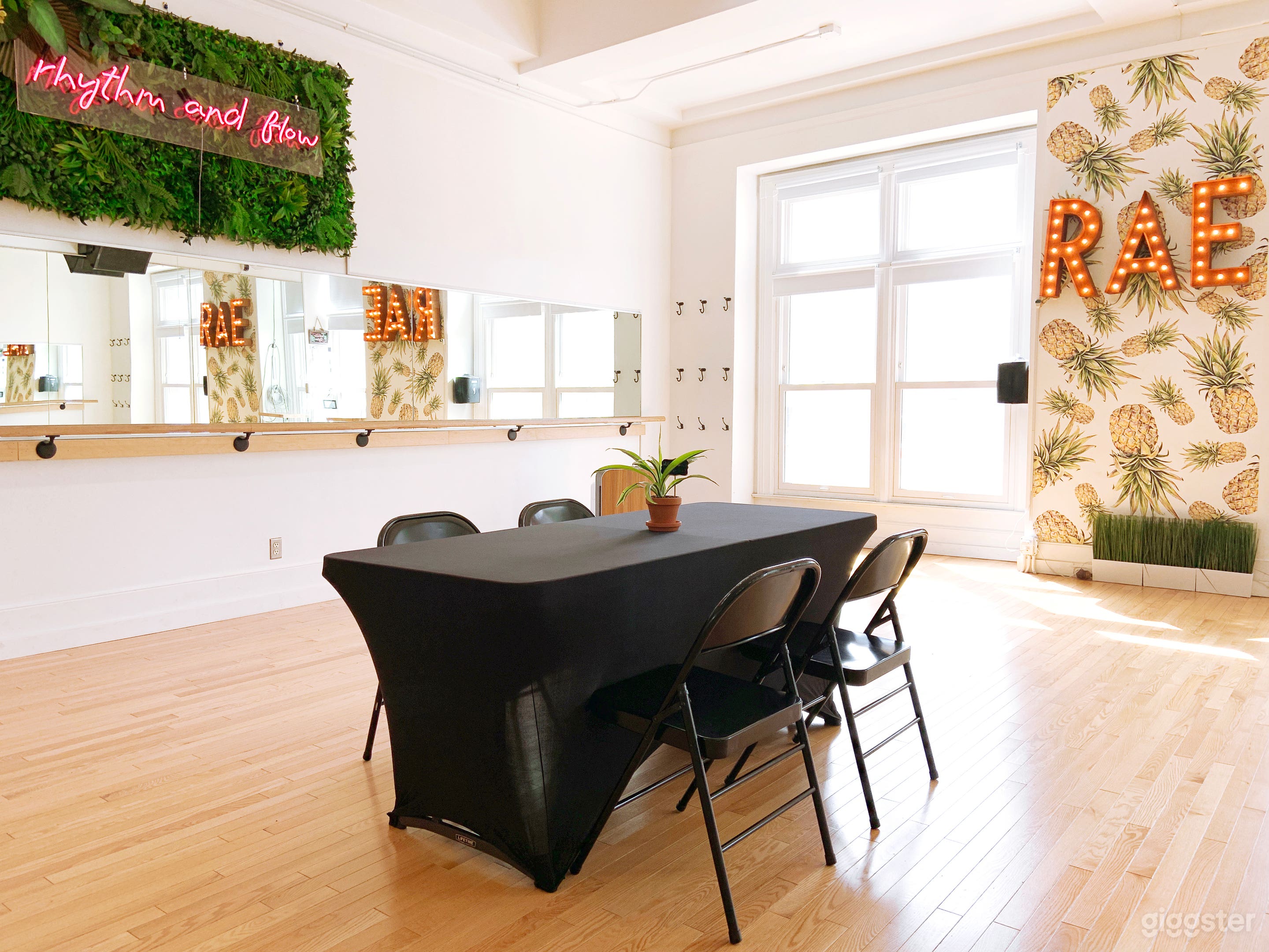 Studio 2 "Rhythm & Flow" Photo 2