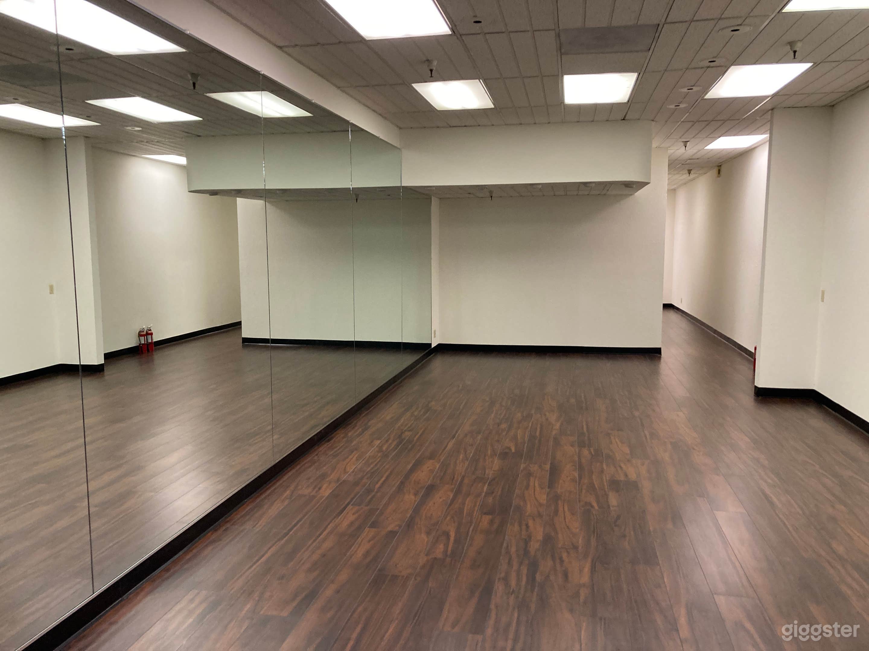 Wall to Wall Mirrors