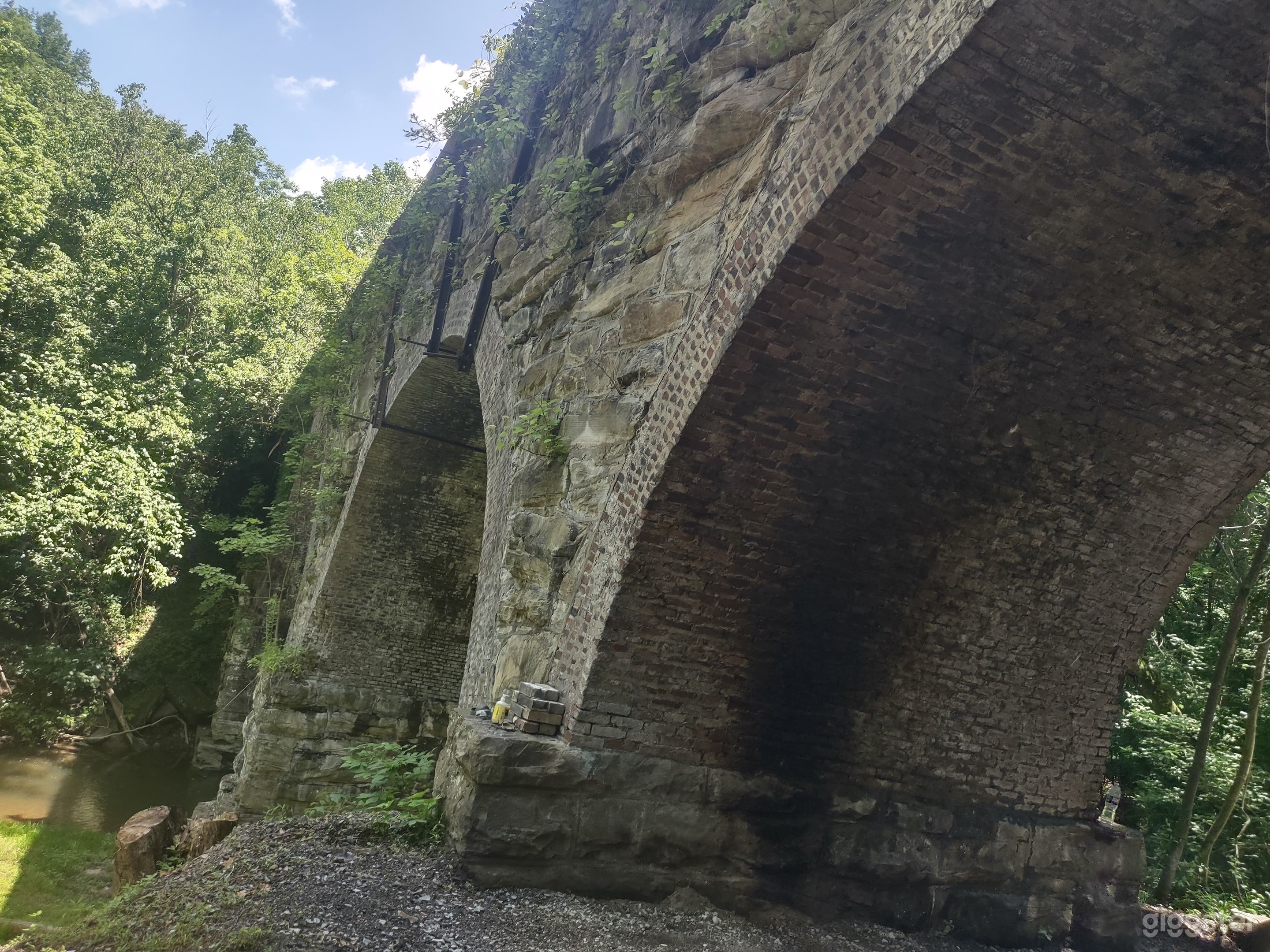 Intact antique four Roman arch bridge on 17 acres Photo 1