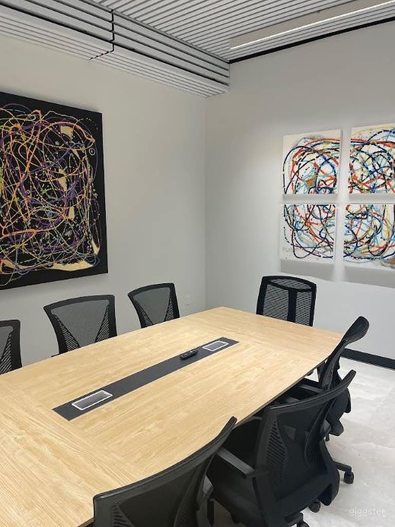  Welcoming Lounge in NYC 