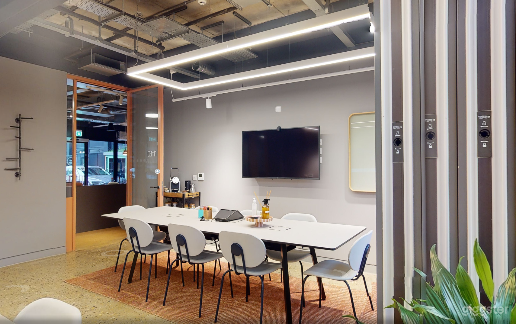 Wood Green 0M1 Photo 3