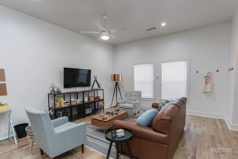  Nice Home In Early Gentrifying Neighborhood 