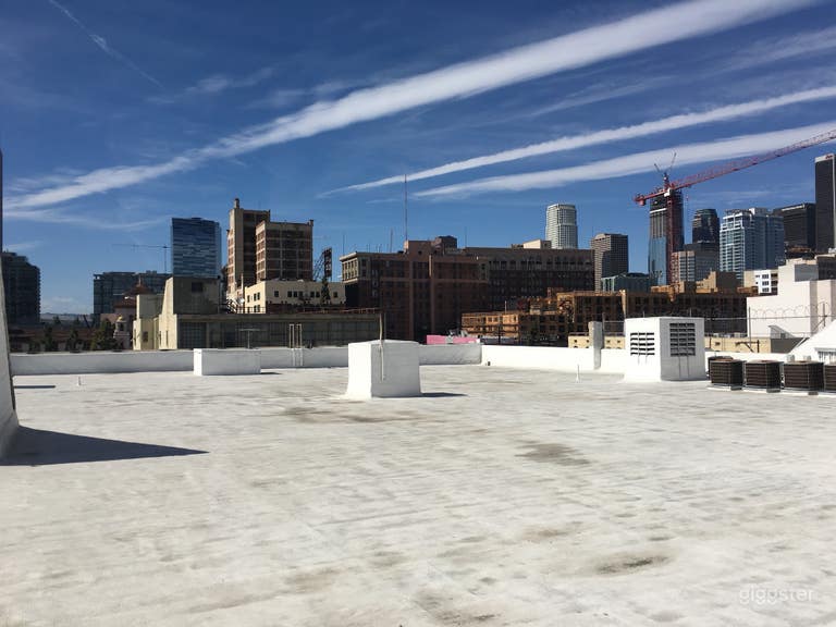  DTLA FASHION DISTRICT, ROOFTOP, WHITE SETTING 
