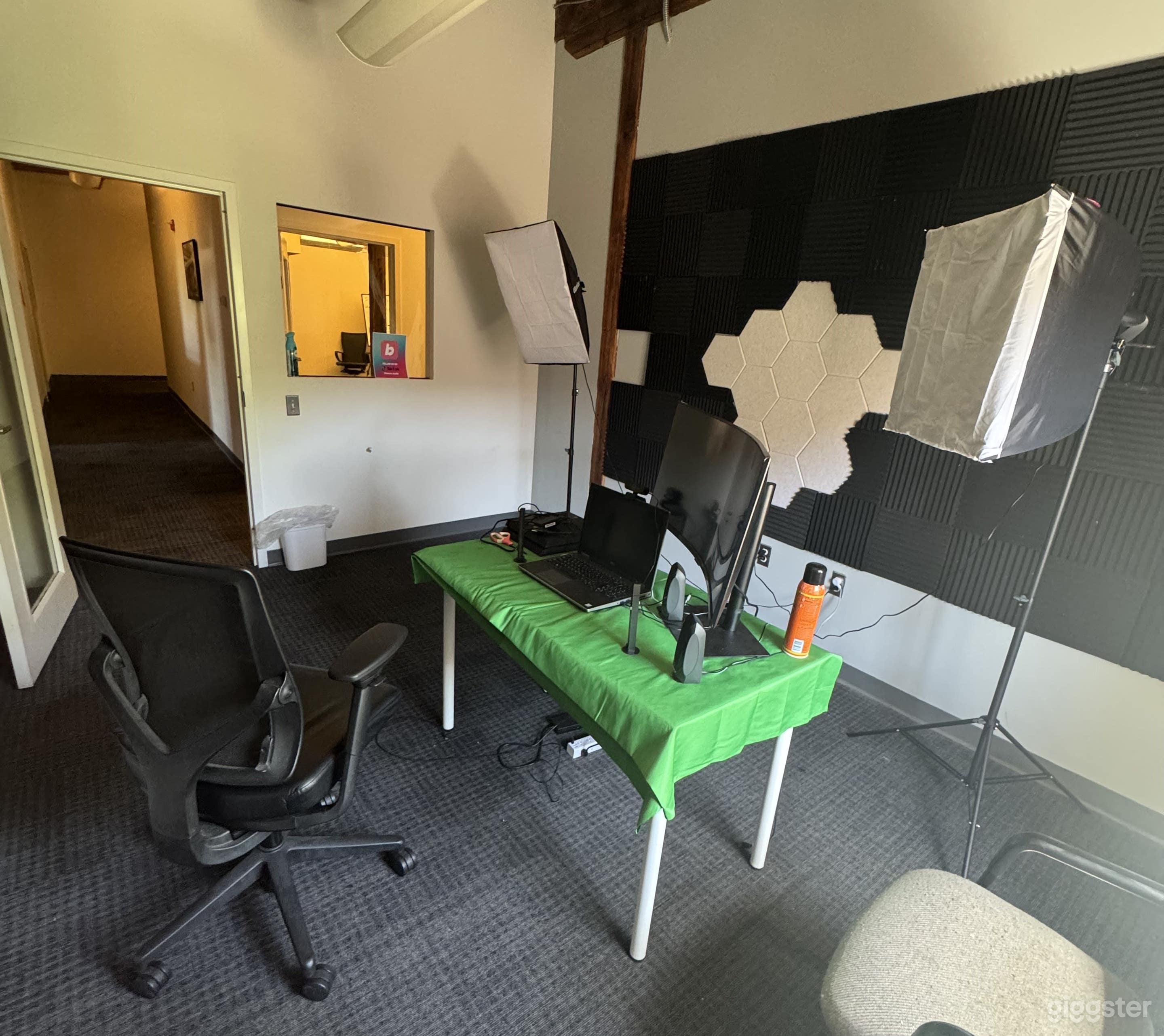 High-Tech Gaming Studio with Streaming Setup Photo 3