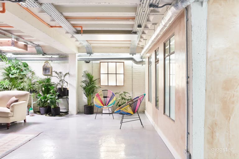  Huge Open Plan Industrial Live Work Unit 