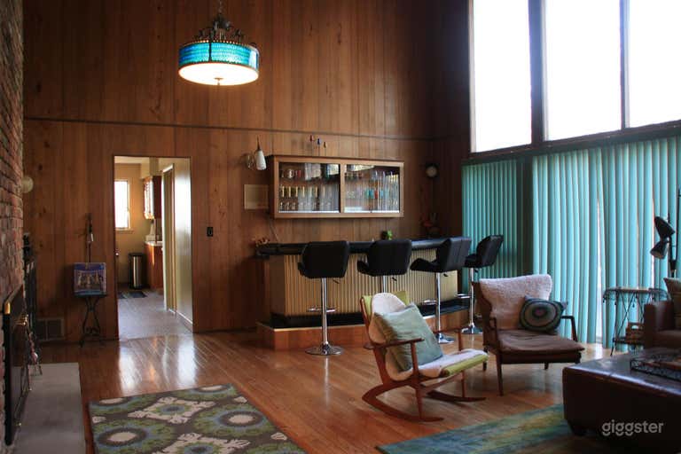  Mid-Century Modern ranch straight outta Mad Men 