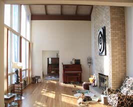  Mid-Century Modern ranch straight outta Mad Men 