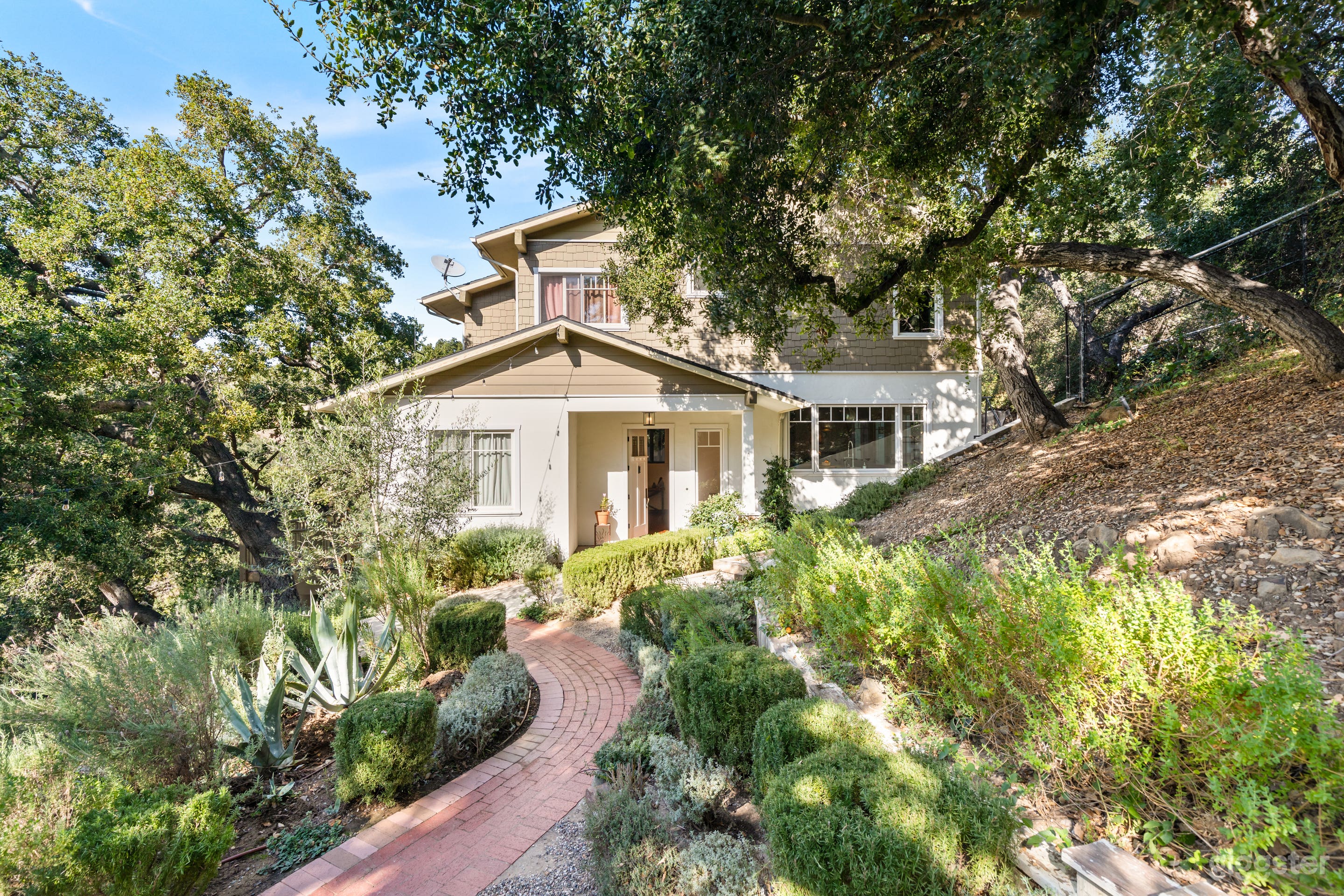 The Sophisticated Topanga Canyon Treehouse Photo 1