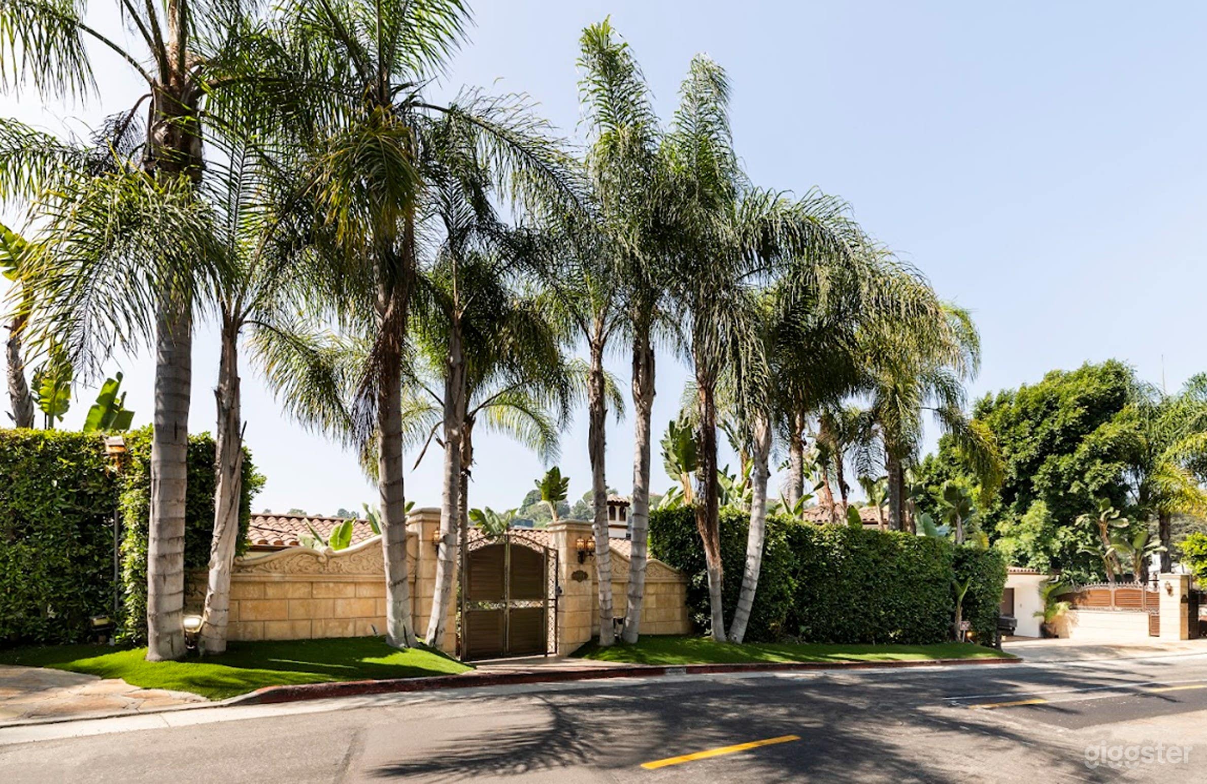 Exquisite Mansion with Luxurious Pool(Full Buy Out Photo 4