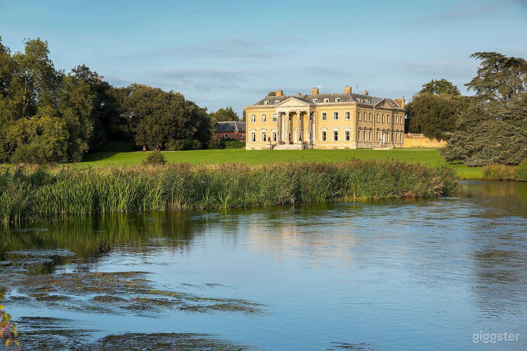 Broadlands Estate Photo 1