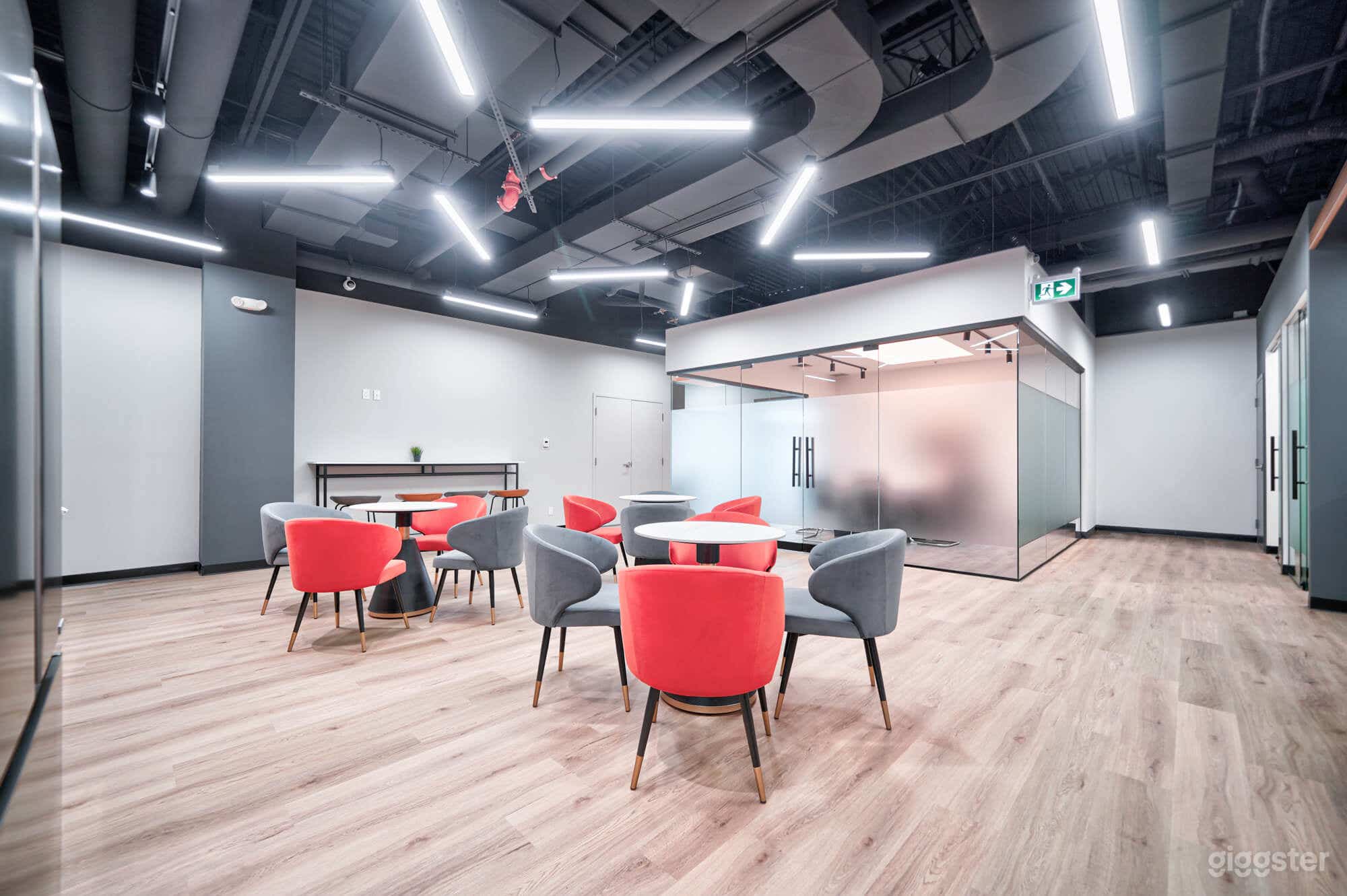 Multi-Purpose Recreation Space Photo 3