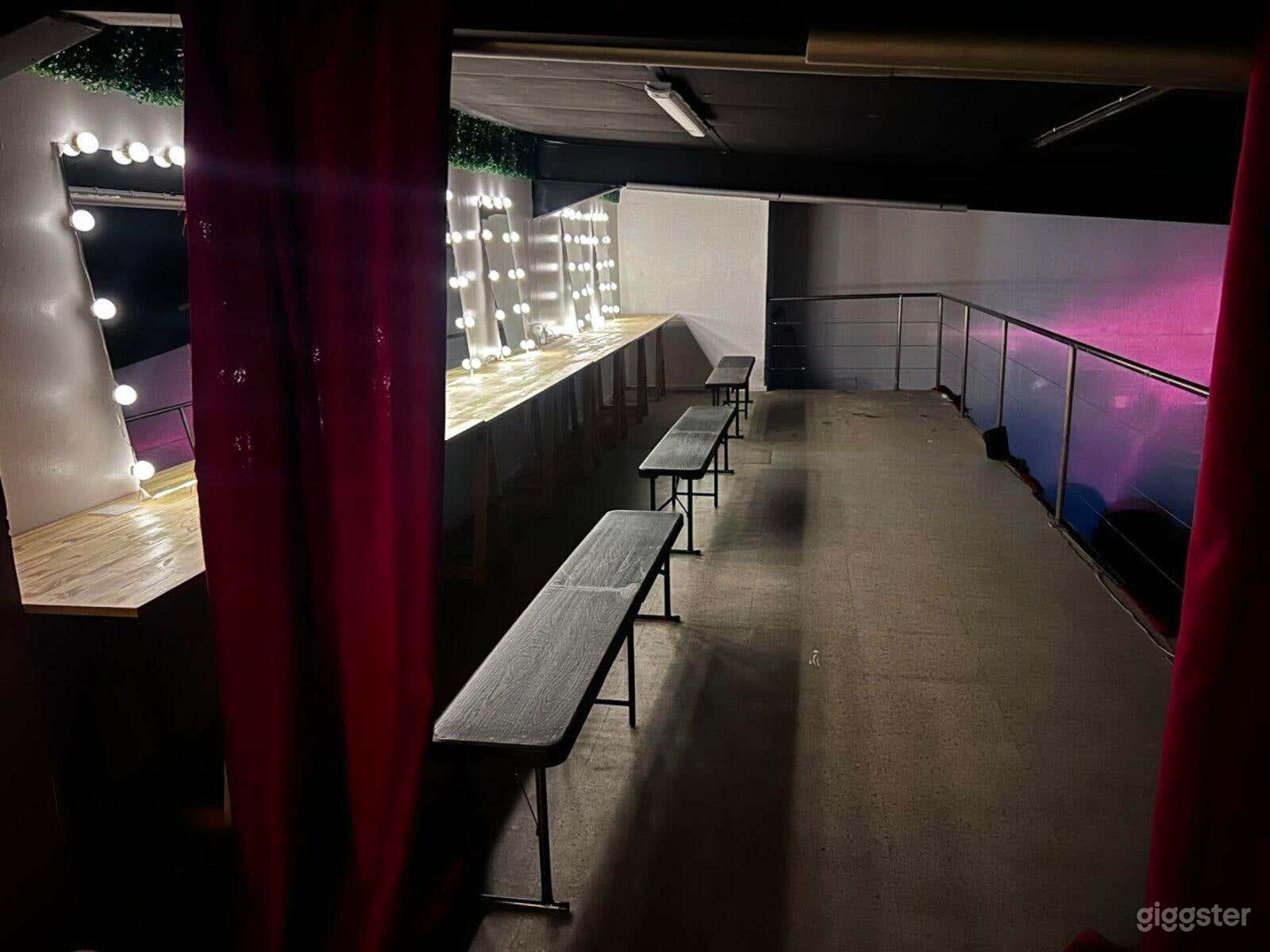 Photo de Loft de tournage 200 m² avec scène et plusieurs décors 2