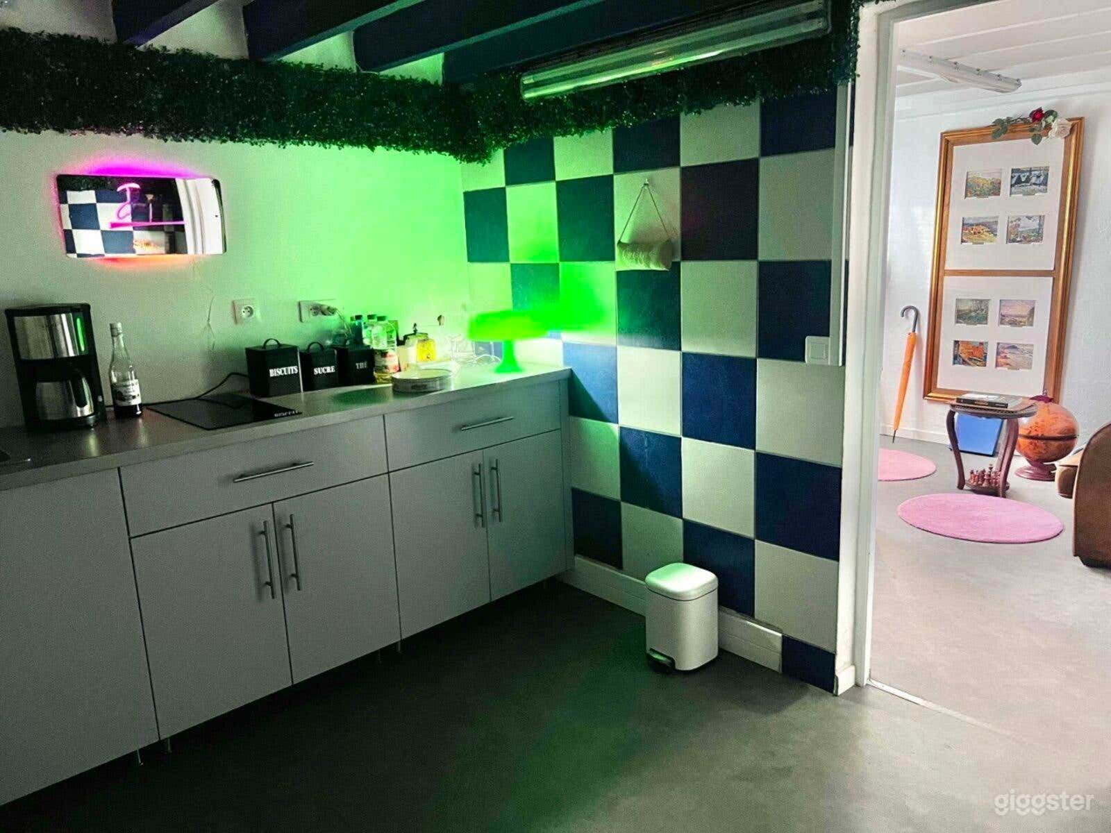 Photo de Loft de tournage 200 m² avec scène et plusieurs décors 3