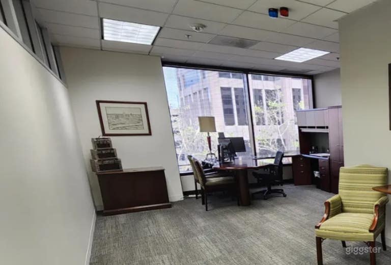  Private office spaces with natural light 