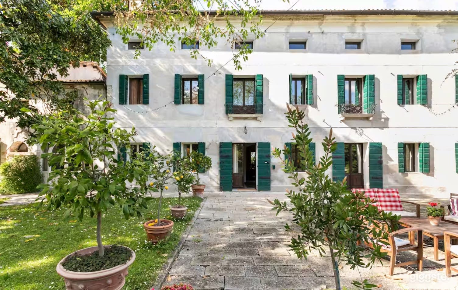 Sophisticated 16th-Century Villa Near Venice Photo 1
