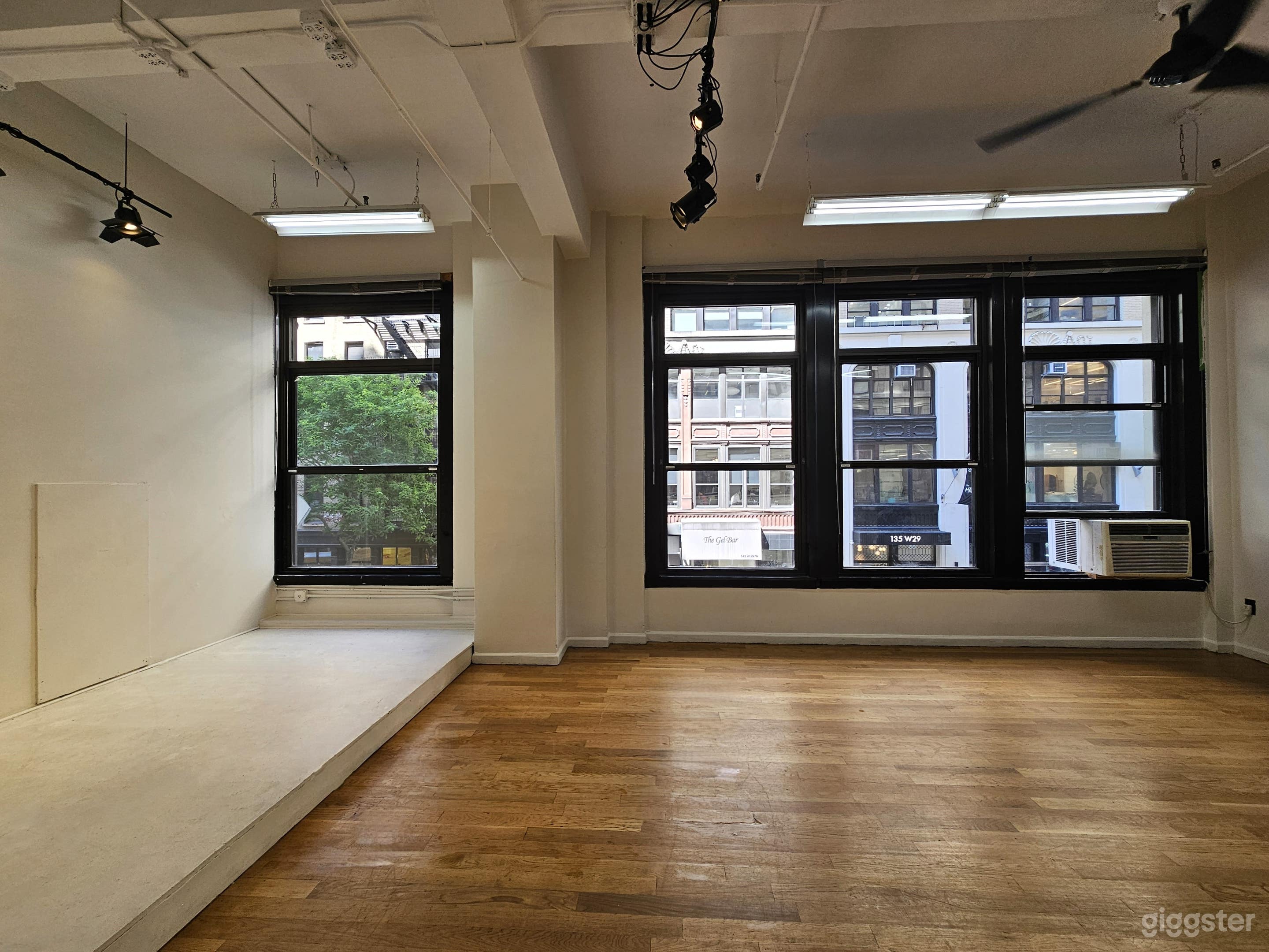 Cre8ive 1-2: Flexible Creative Loft Photo 1