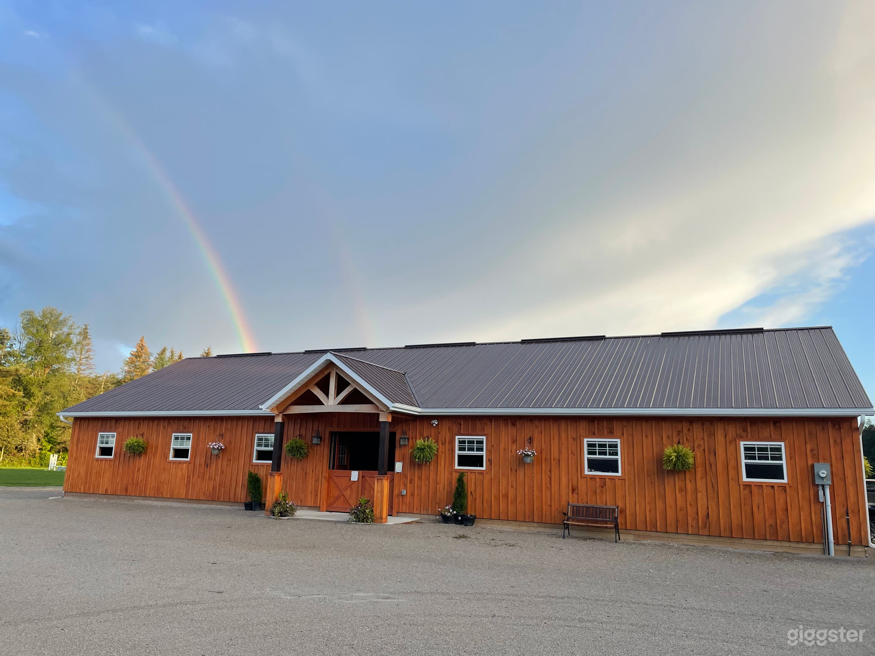Beautiful 23 Acre Equestrian Property Photo 1