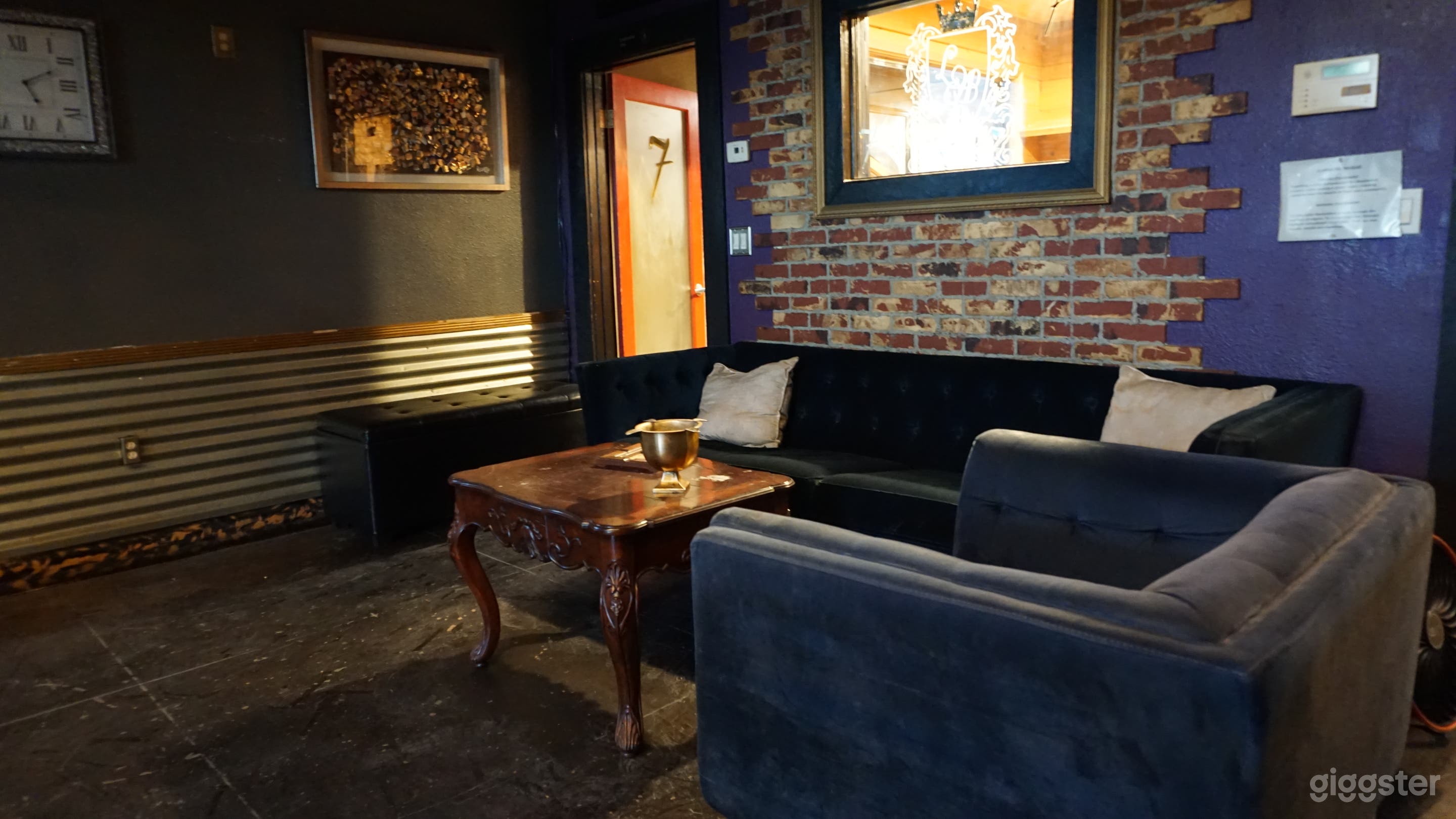 The Cigar Lounge in Inglewood Photo 1