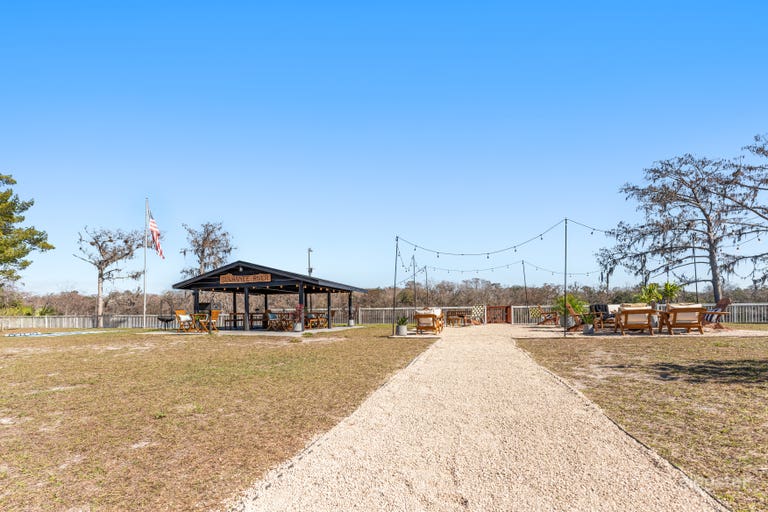  Large outdoor area (firepits, chairs, tables, etc) 