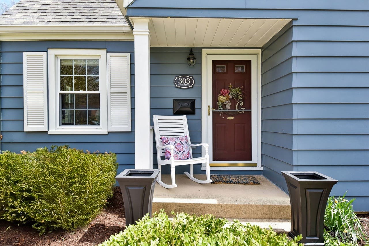 Entering the front of the house.