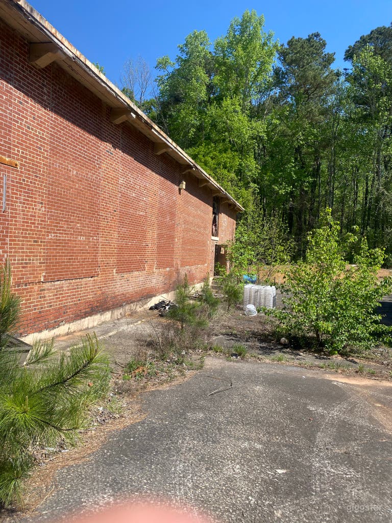  25 acres Industrial and Mill buildings  Newnan ,Ga 