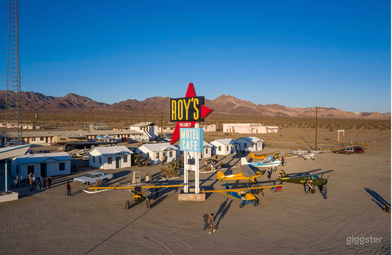  Roy's Motel & Cafe, Amboy, CA (Route 66) 