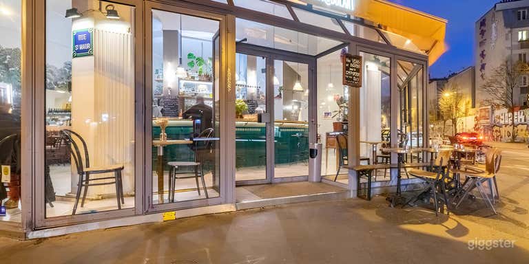 Friendly and bright space 