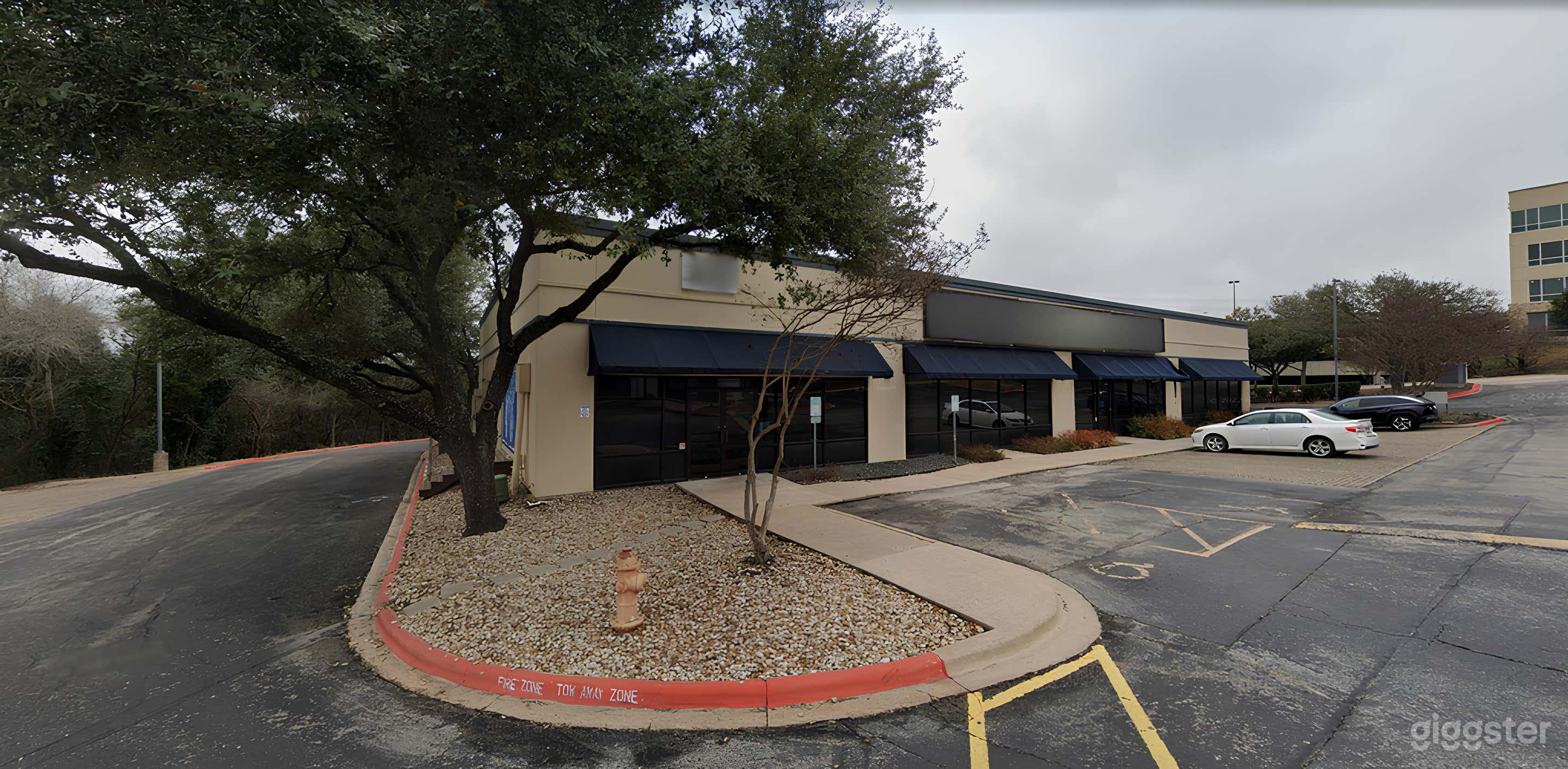 Dance Studio 9 Photo 4