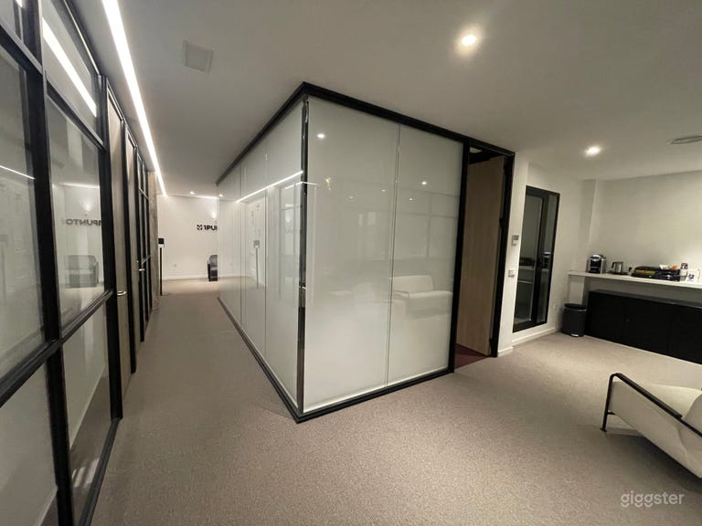  Espacio de Coworking Flexible en Valencia para Eventos y Producción 