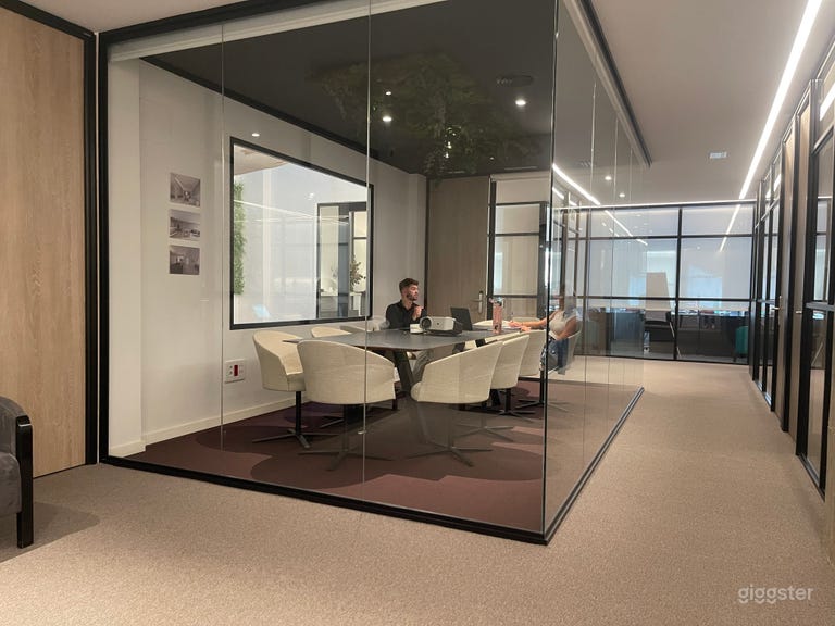  Espacio de Coworking Flexible en Valencia para Eventos y Producción 