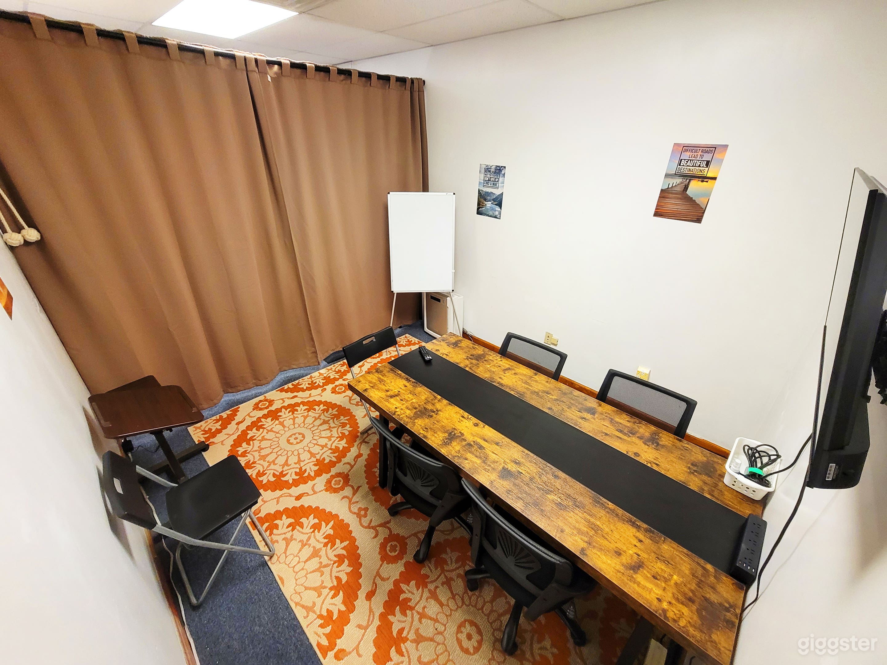 Center City/Convention Center Conference Room Photo 3