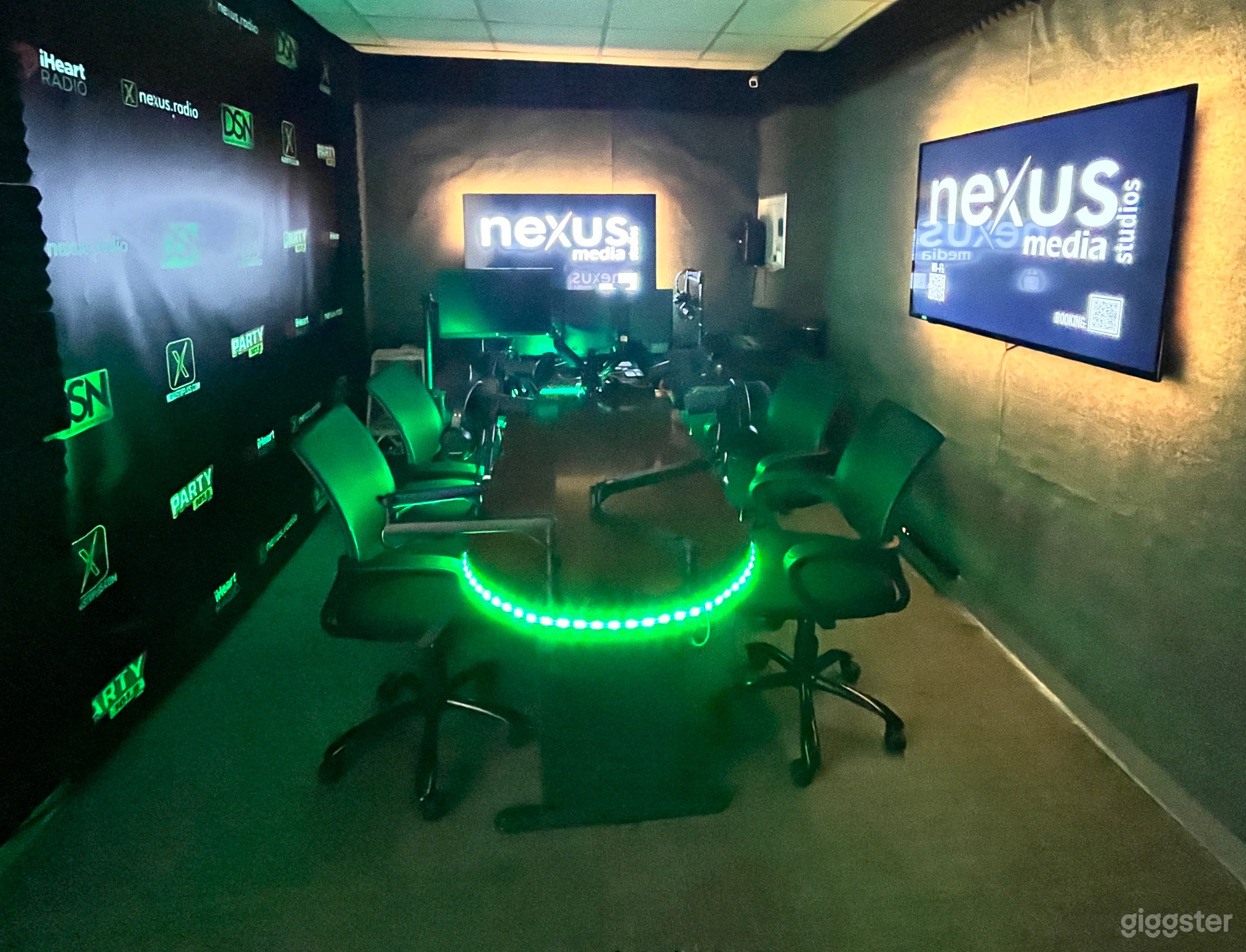 NYC Podcast Recording Studio - All-Inclusive Photo 1