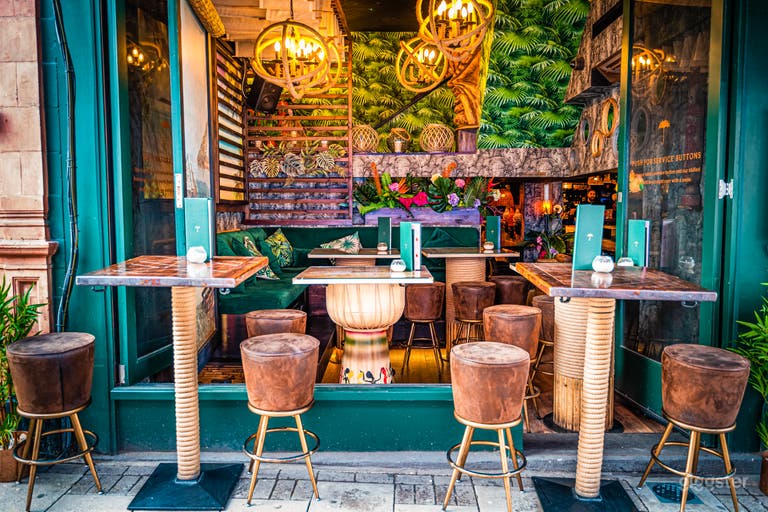  Laki Kane Cocktail Bar & Restaurante Tailandés Islington 