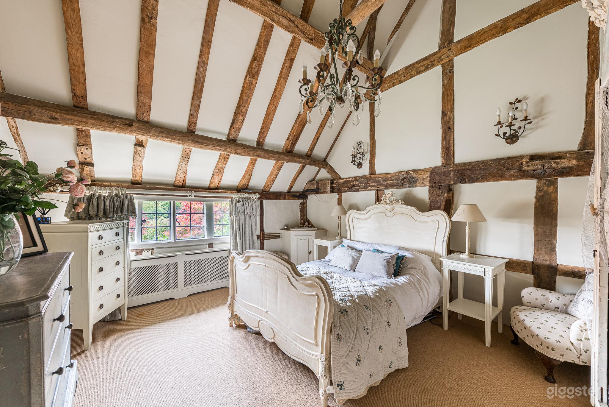 The Lake House GU5 Photo 4