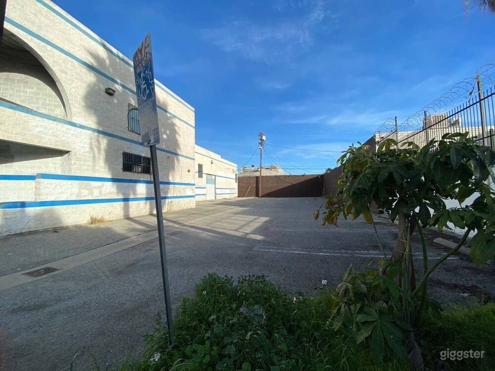 Huge Warehouse Studio with 2 Stage Areas (BUYOUT) in LA Photo 2