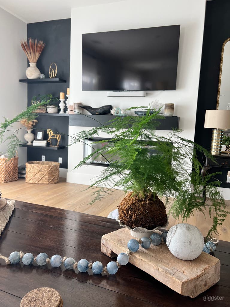  Luxury Space for Events, Photoshoots & Work 