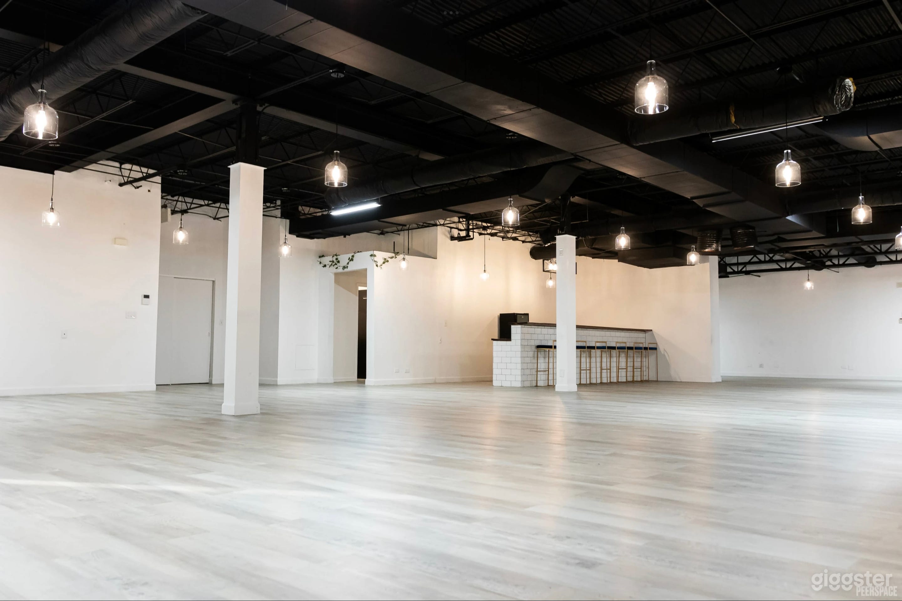 Stylish Event Space for Parties &amp; Celebrations Photo 2