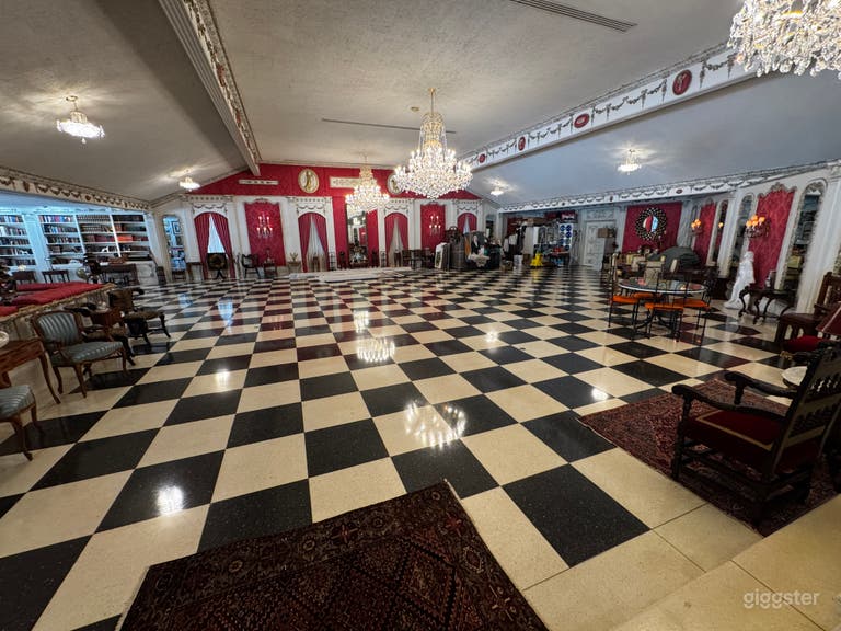  Historic Vegas Mansion, Estate & Grounds 