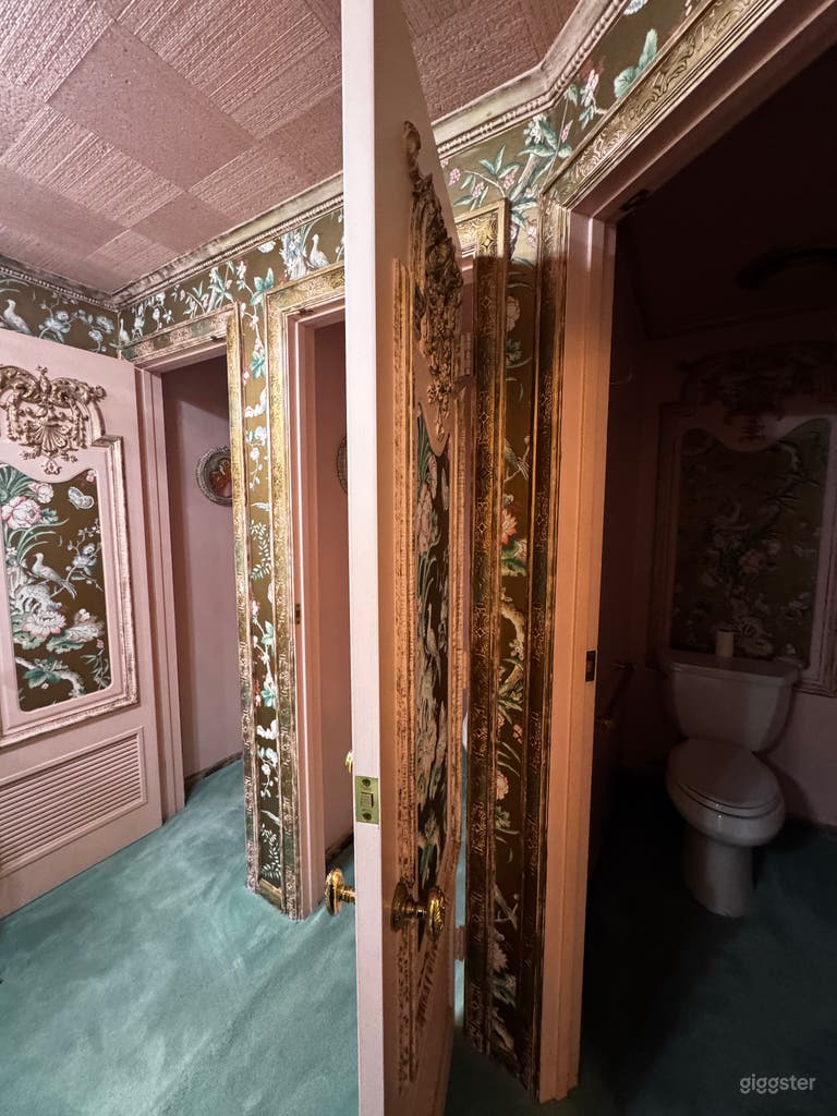  Historic Vegas Mansion, Estate & Grounds 