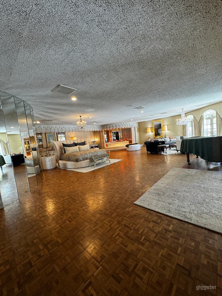  Historic Vegas Mansion, Estate & Grounds 