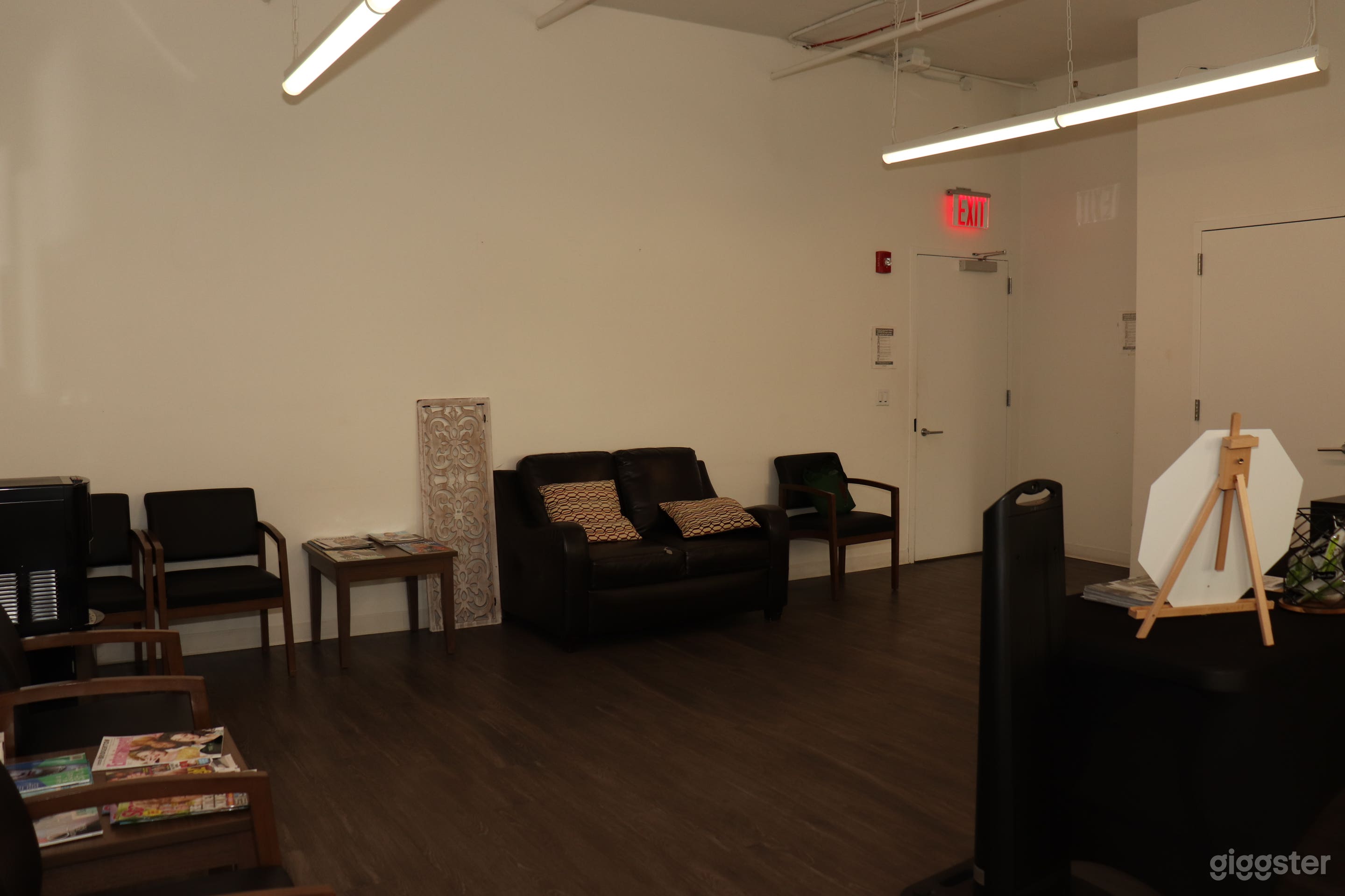 Prosaic 6000sq ft Office Space Photo 4