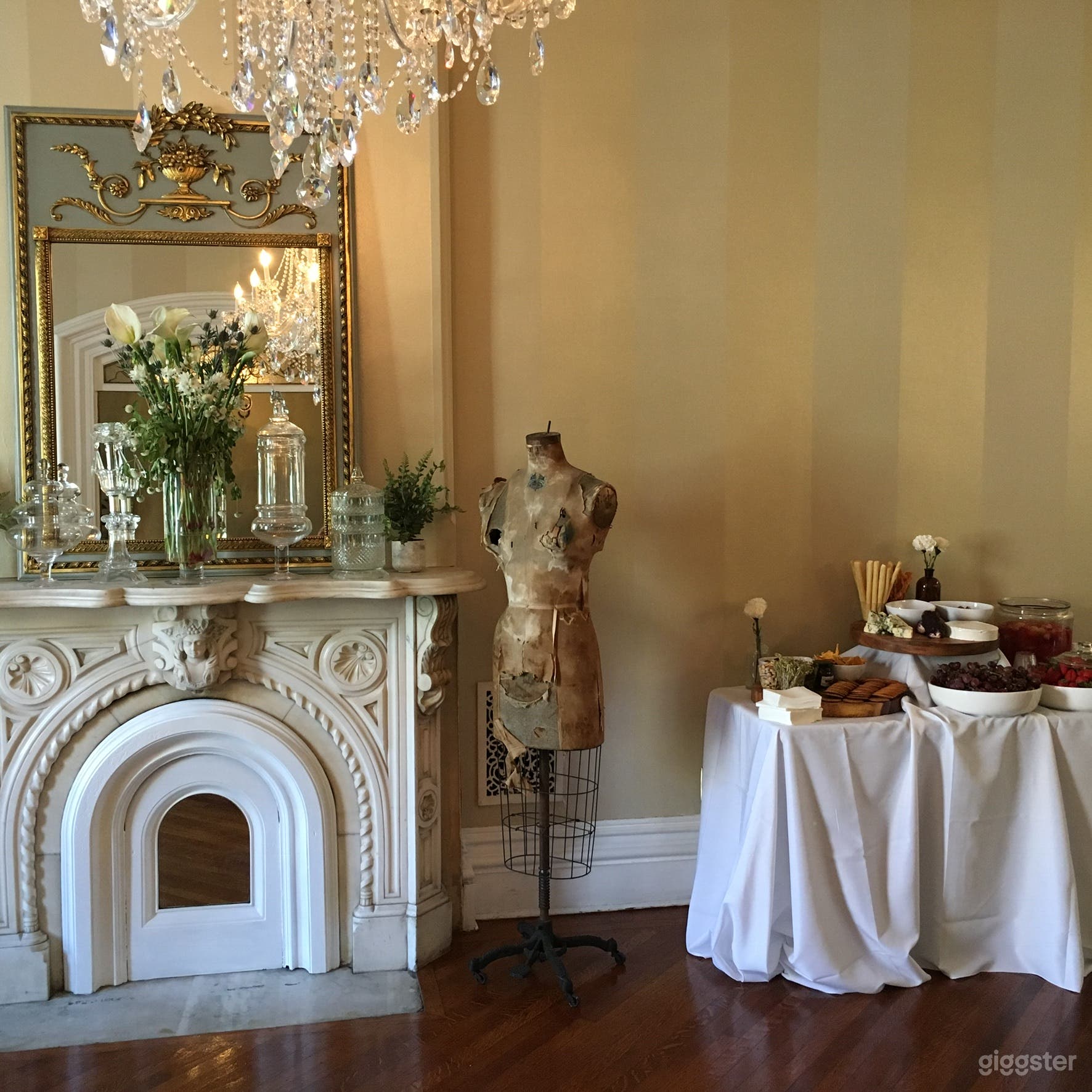 Bright Modern Brooklyn Brownstone  Photo 2