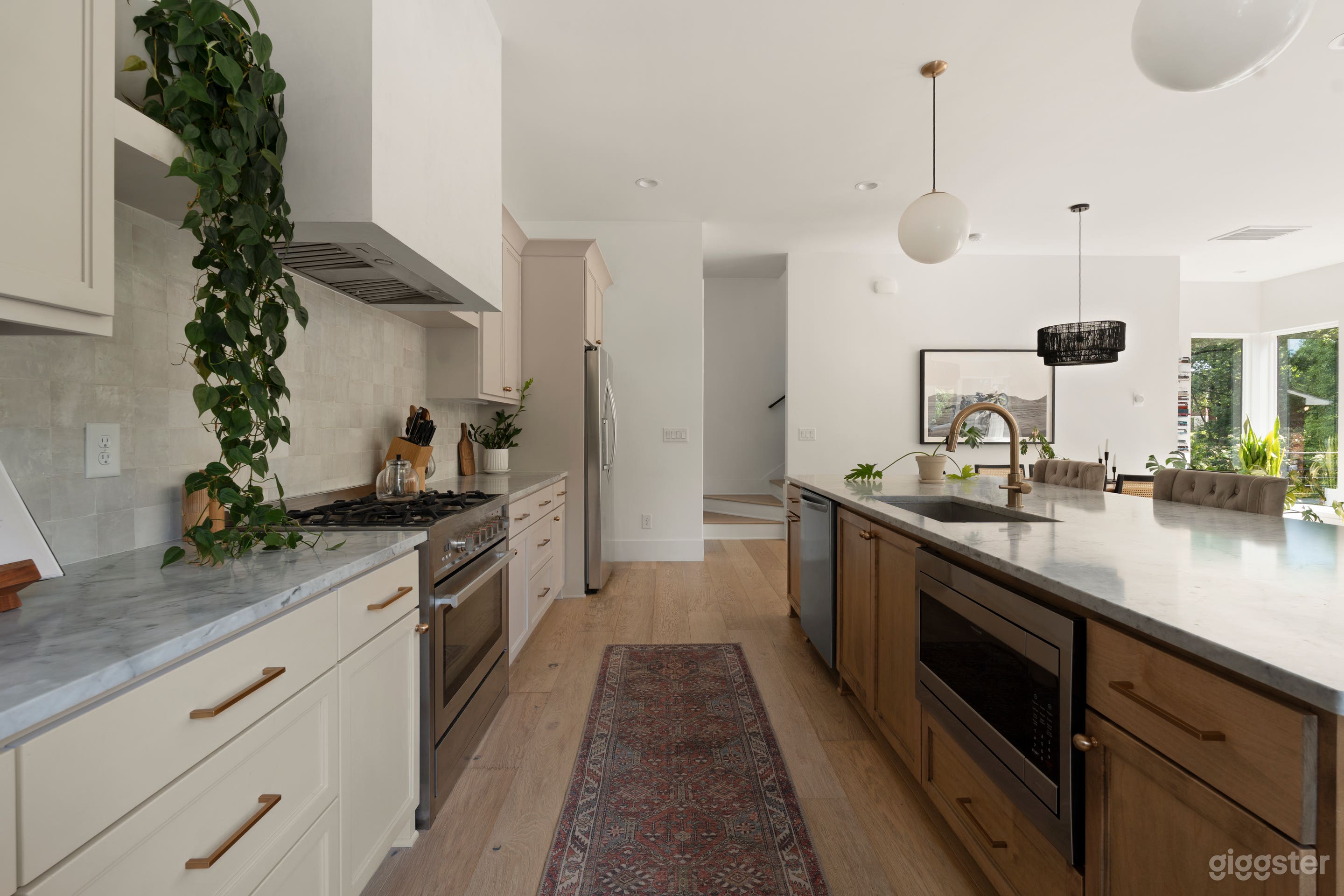 Light-Filled Dream Space with Treehouse Balcony Photo 4